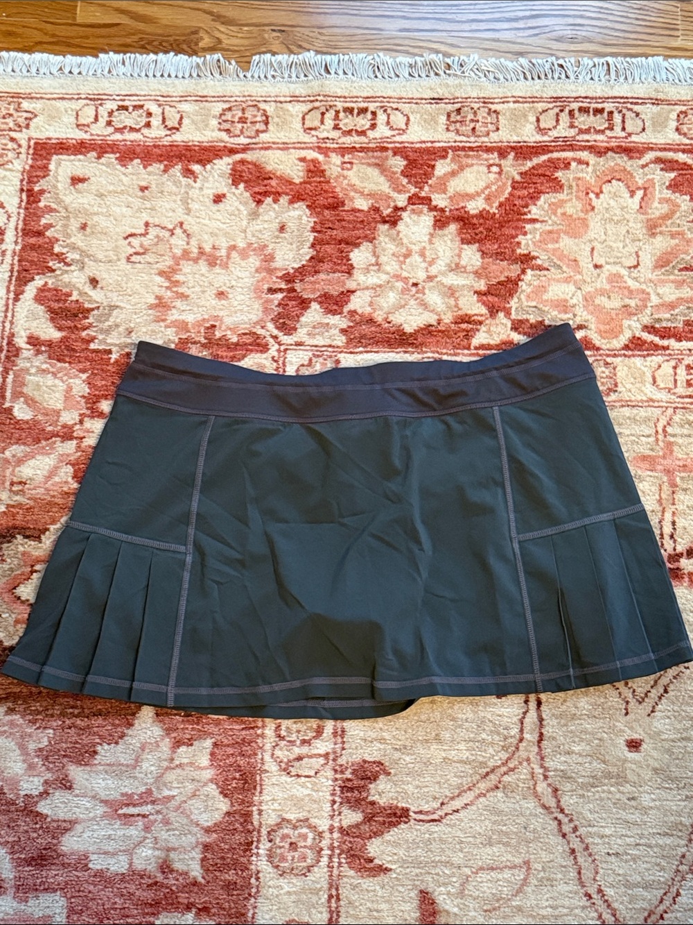 Athletes Gray Pleated Skirt